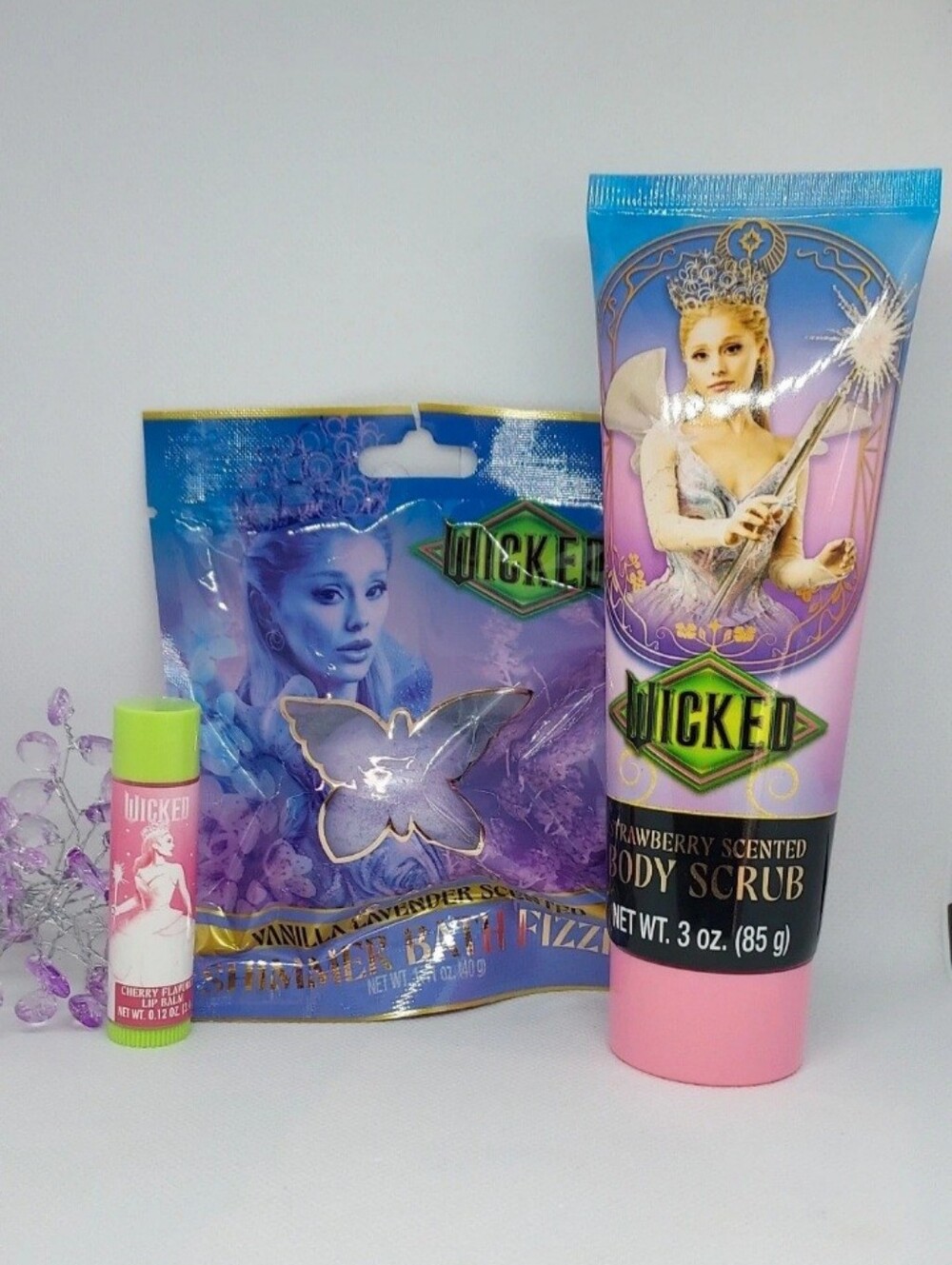 Wicked Glinda Bath Fizzie,Body Scrub and Lip Balm Set- NWT